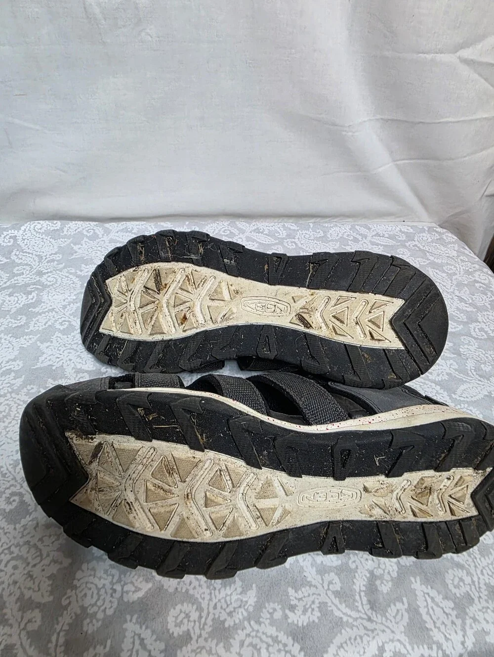KEEN Newport Neo H2 Boys sandals Gray Size 7 Hiking Water Sandals